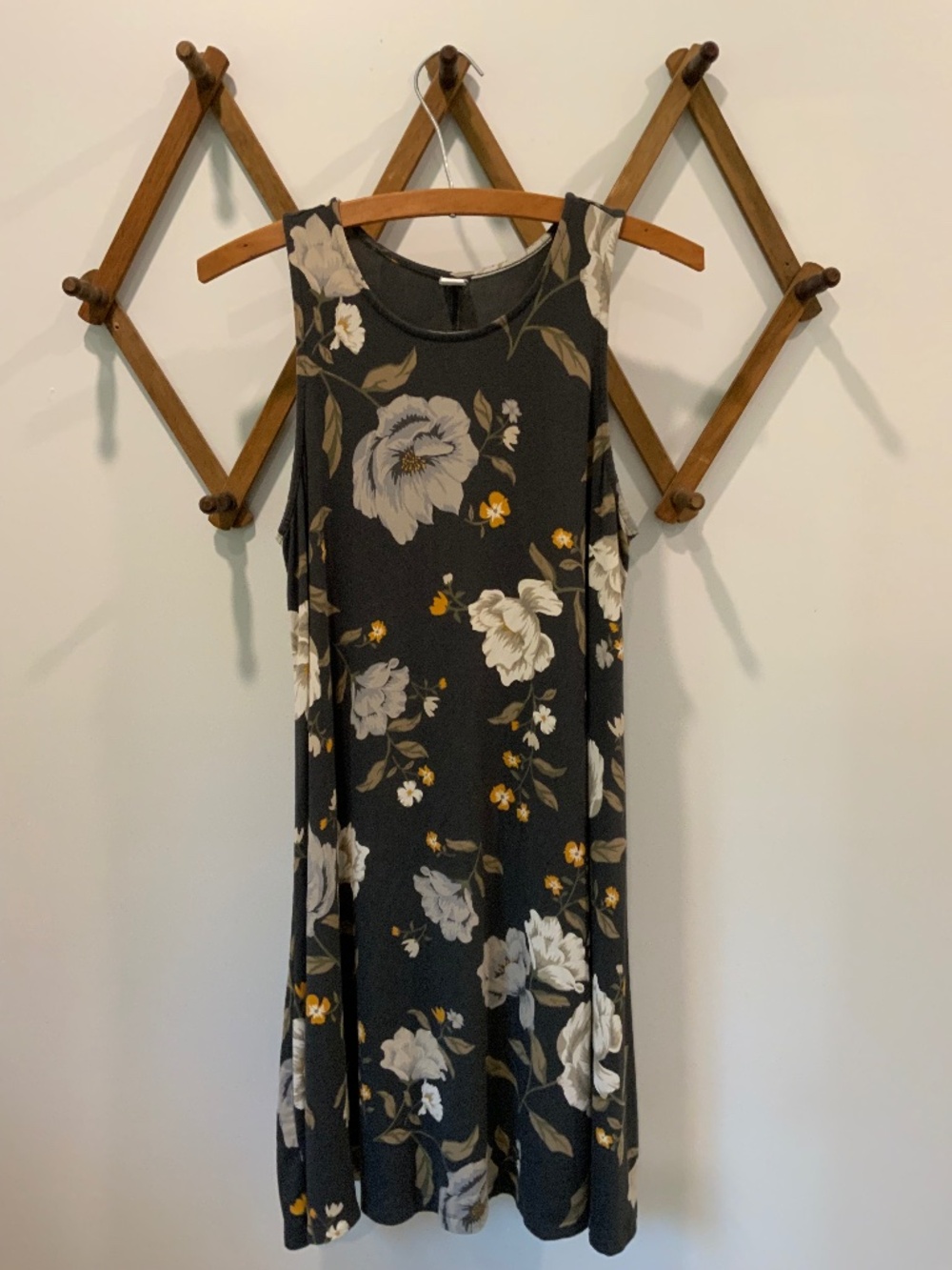 Small Old Navy Dress Floral Pattern